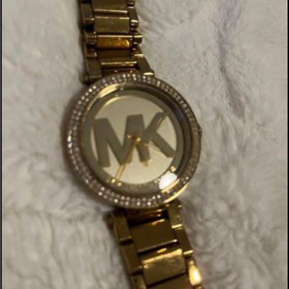 Michael Kors Gold Womens Watch - Picture 3 of 3